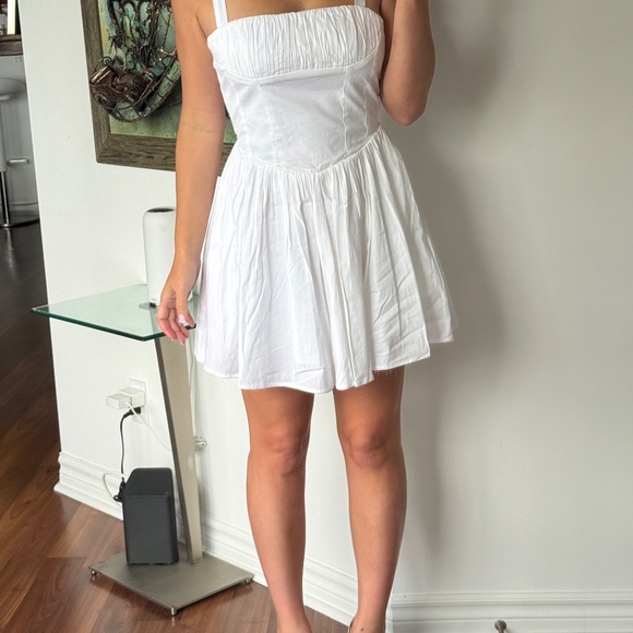 Zara white milk maid dress in XS - Picture 3 of 4